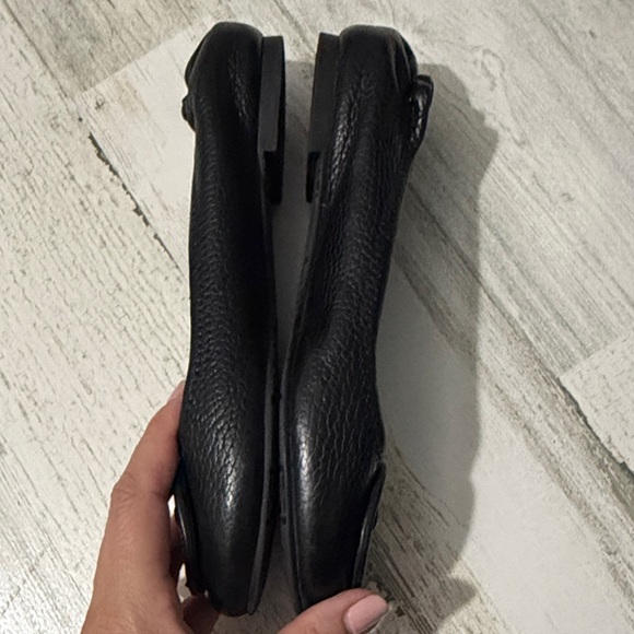 Tory Burch Mini Ballet Black Textured Flats Size 5 - Picture 7 of 14